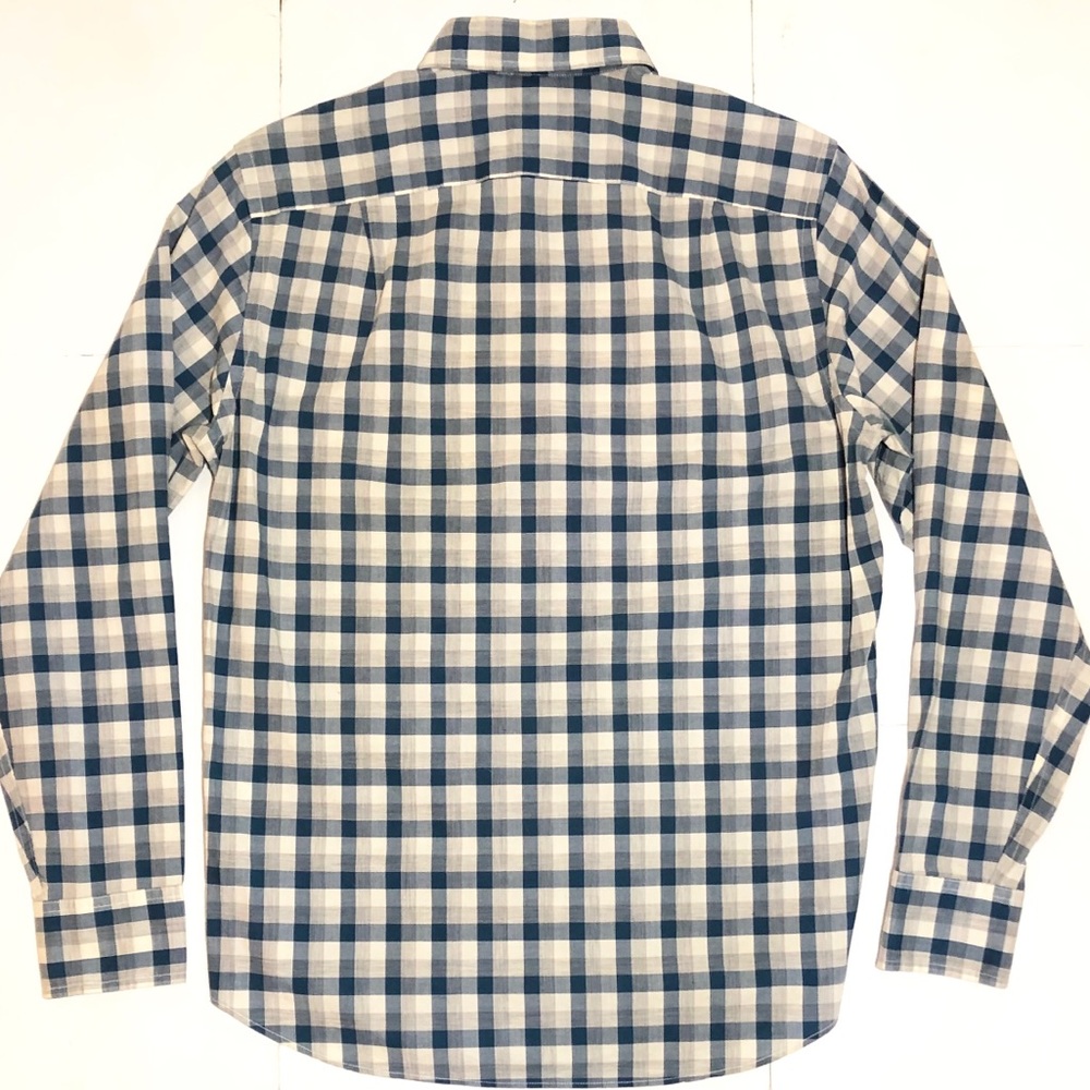 Long-Sleeve Button Down - Picture 7 of 8